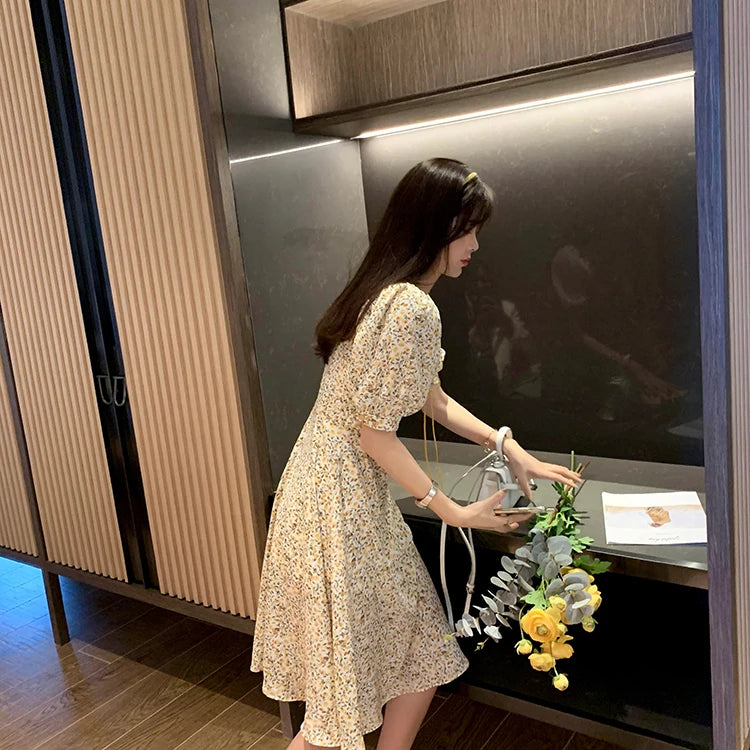 Mishow Vintage Square Collar Floral Mini Dress MX20B1087
