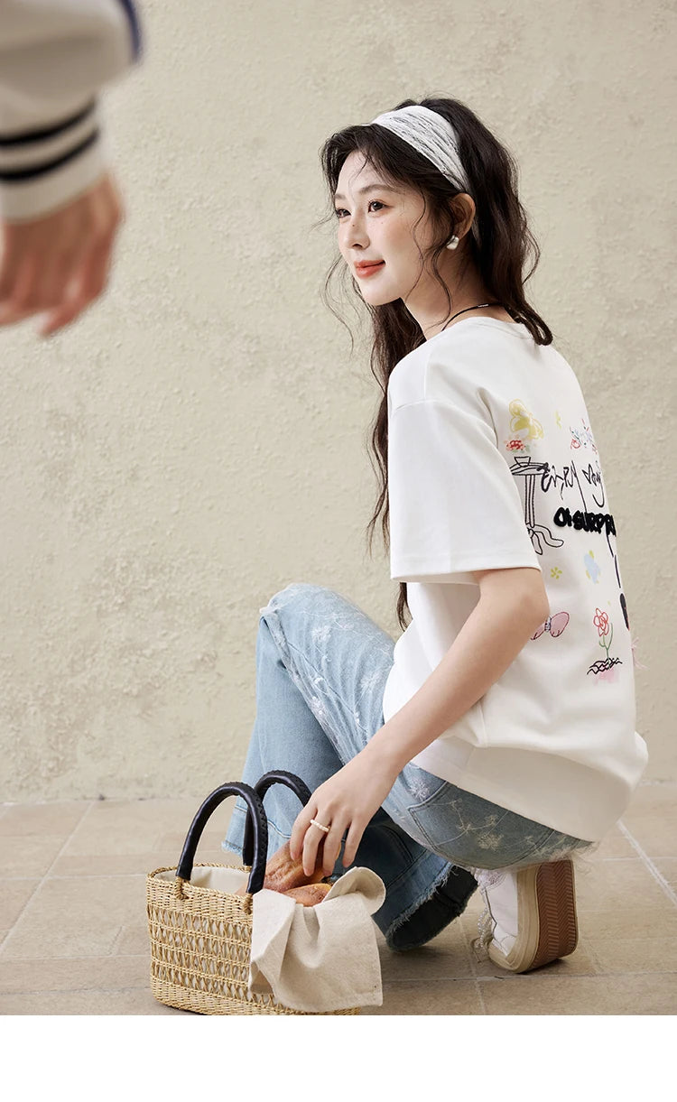 Mishow Graffiti Letter Print Round Neck Tee MXE15T0475