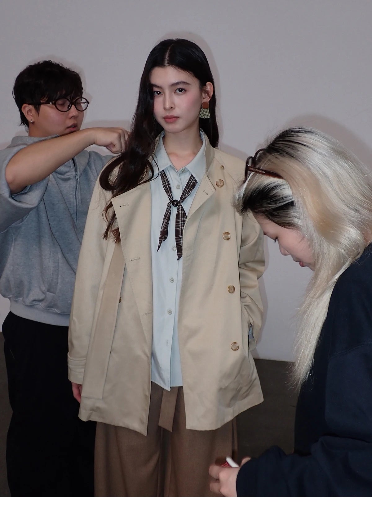 MISHOW Casual Loose Shirt with Plaid Scarf Lapel Top MXF108C0815