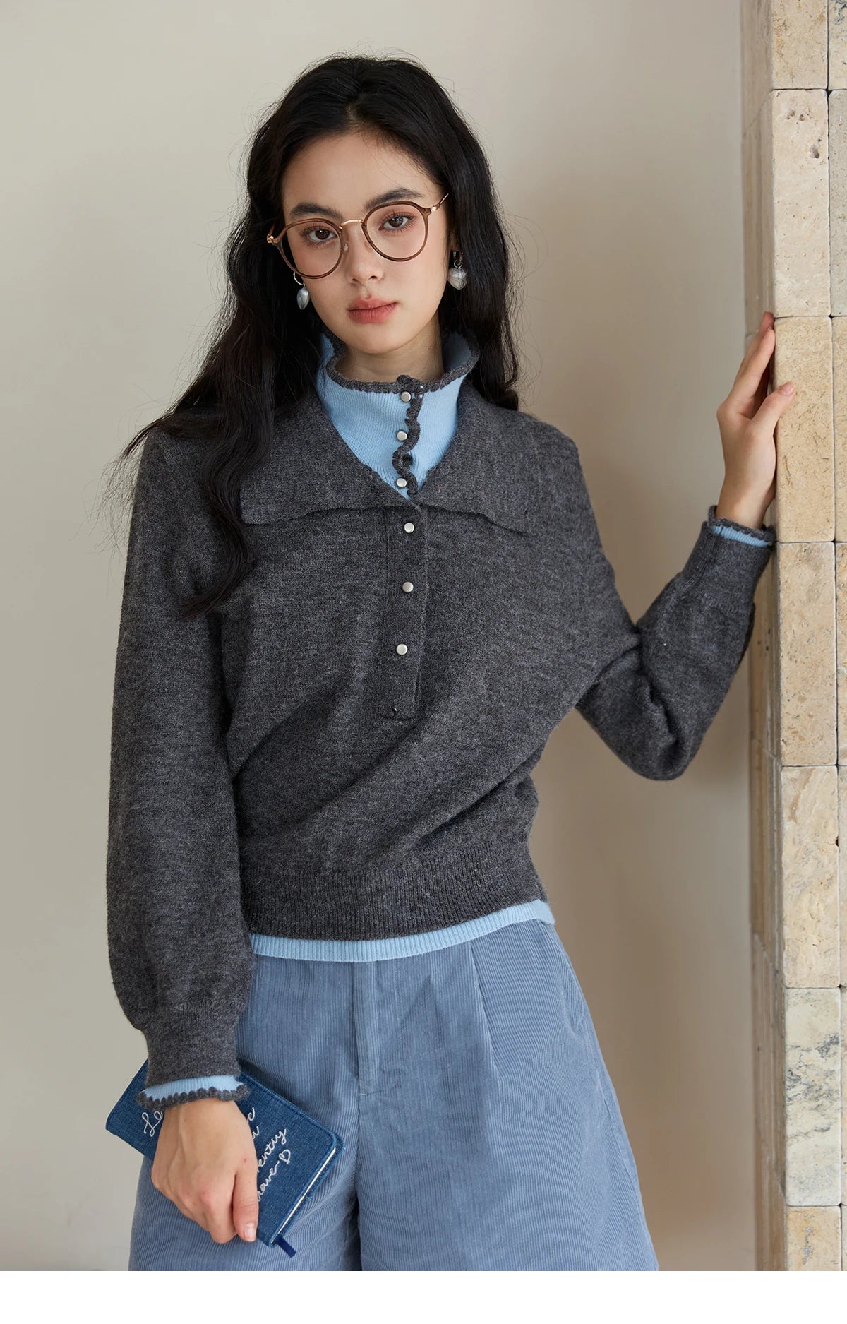 Mishow Double-Layer Turn-Down Collar Loose Sweater MXE45Z2502