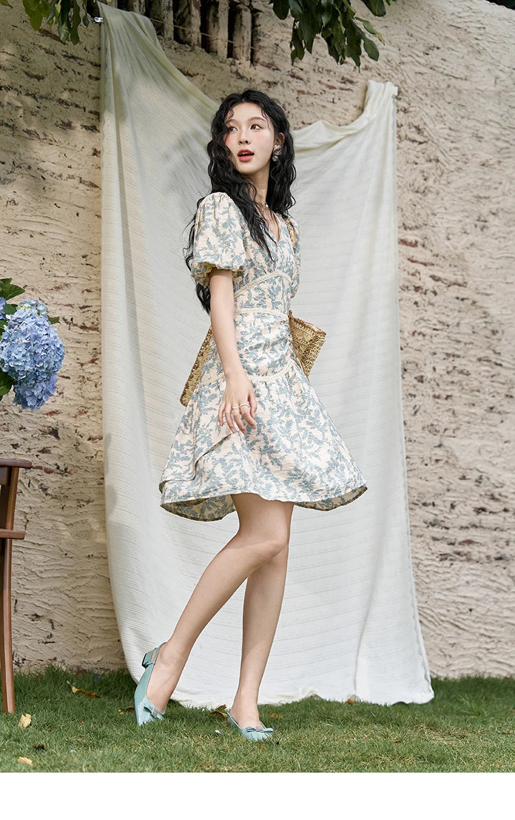 Mishow French Vintage Bubble Sleeve Lace Dress MXD24L1730