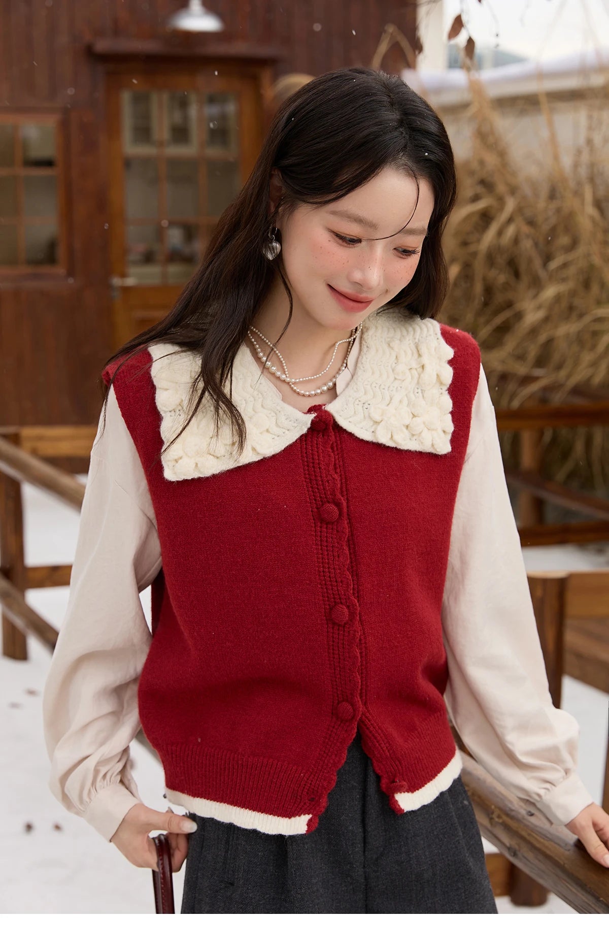 Mishow Black Peter Pan Collar Knitted Vest MXE45Z2484
