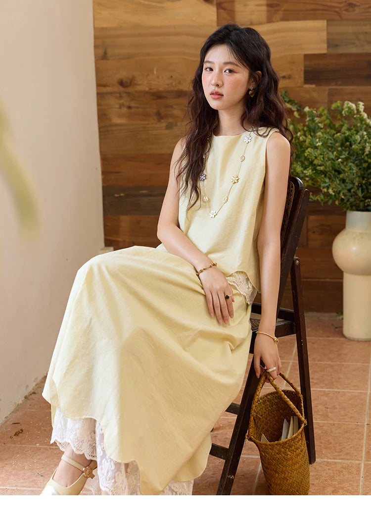 Mishow O-Neck Lace Patchwork Top & Elastic Waist Midi Skirt Set MXE36T0641