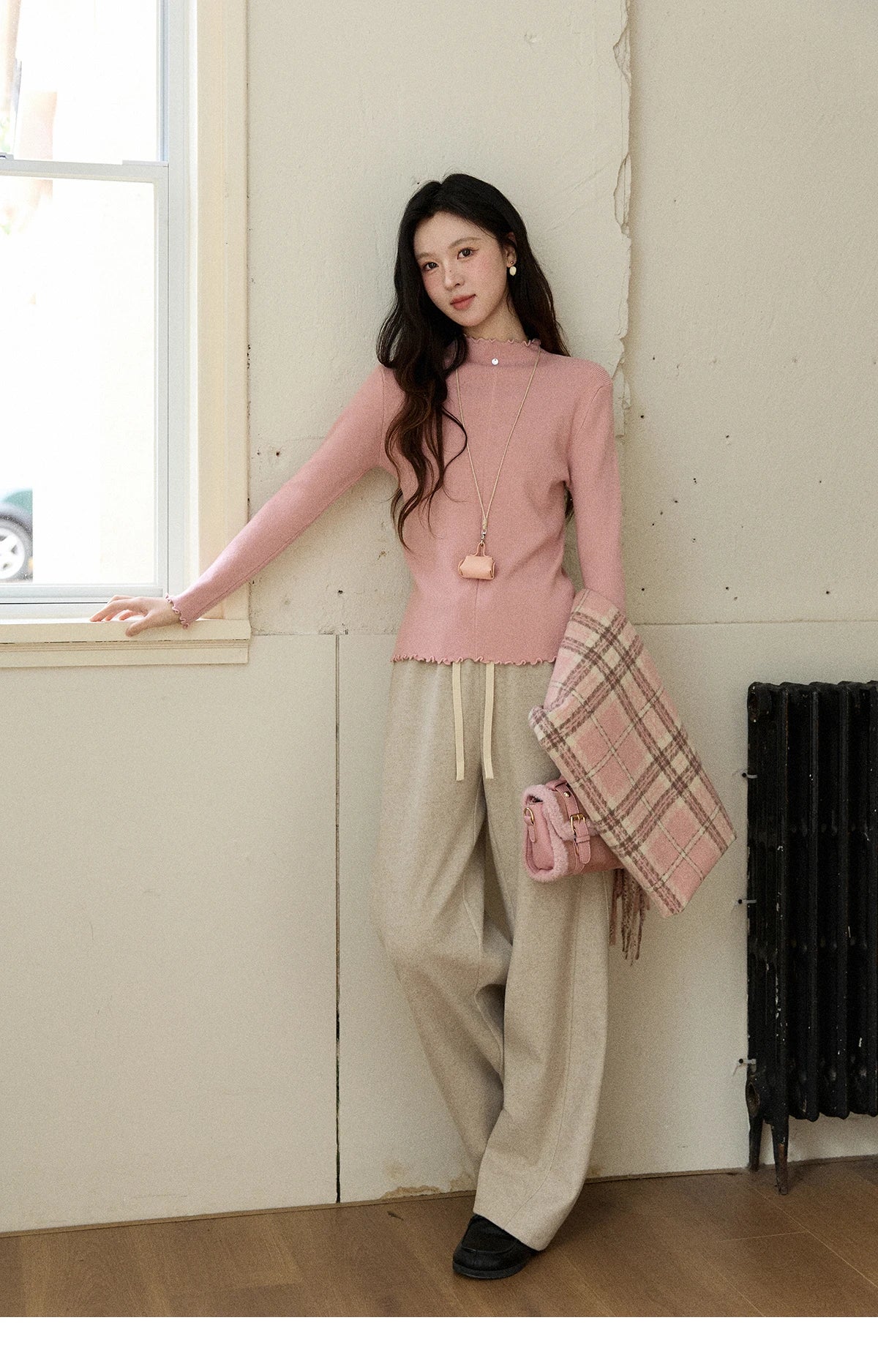 Mishow Ruffled Turtleneck Slim Knit Top MXE91Z2826
