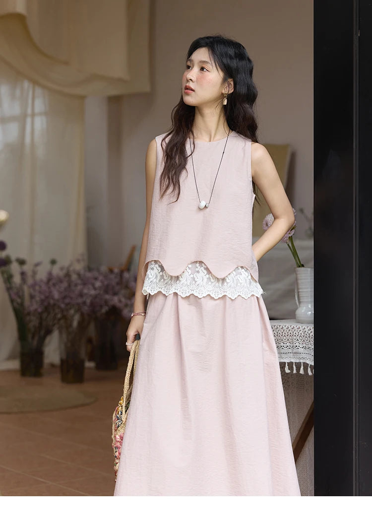 Mishow O-Neck Lace Patchwork Top & Elastic Waist Midi Skirt Set MXE36T0641