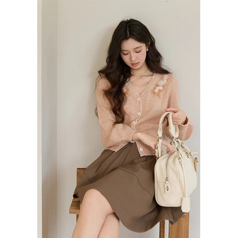 Mishow Floral Embroidery V-Neck Slim Cardigan MXF11Z2917