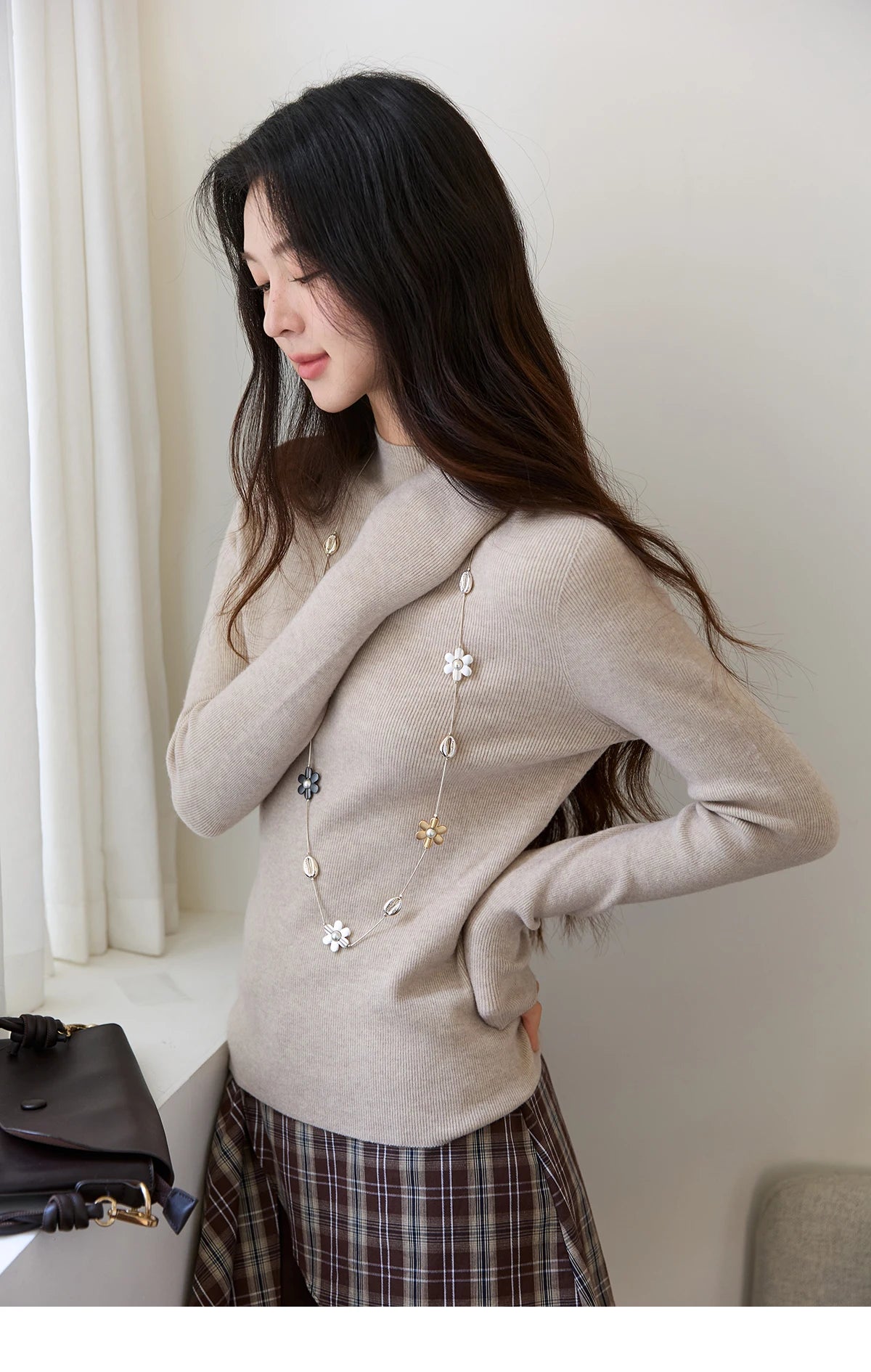 Mishow Minimalist Mock Neck Slim Pullover MXE48Z2583