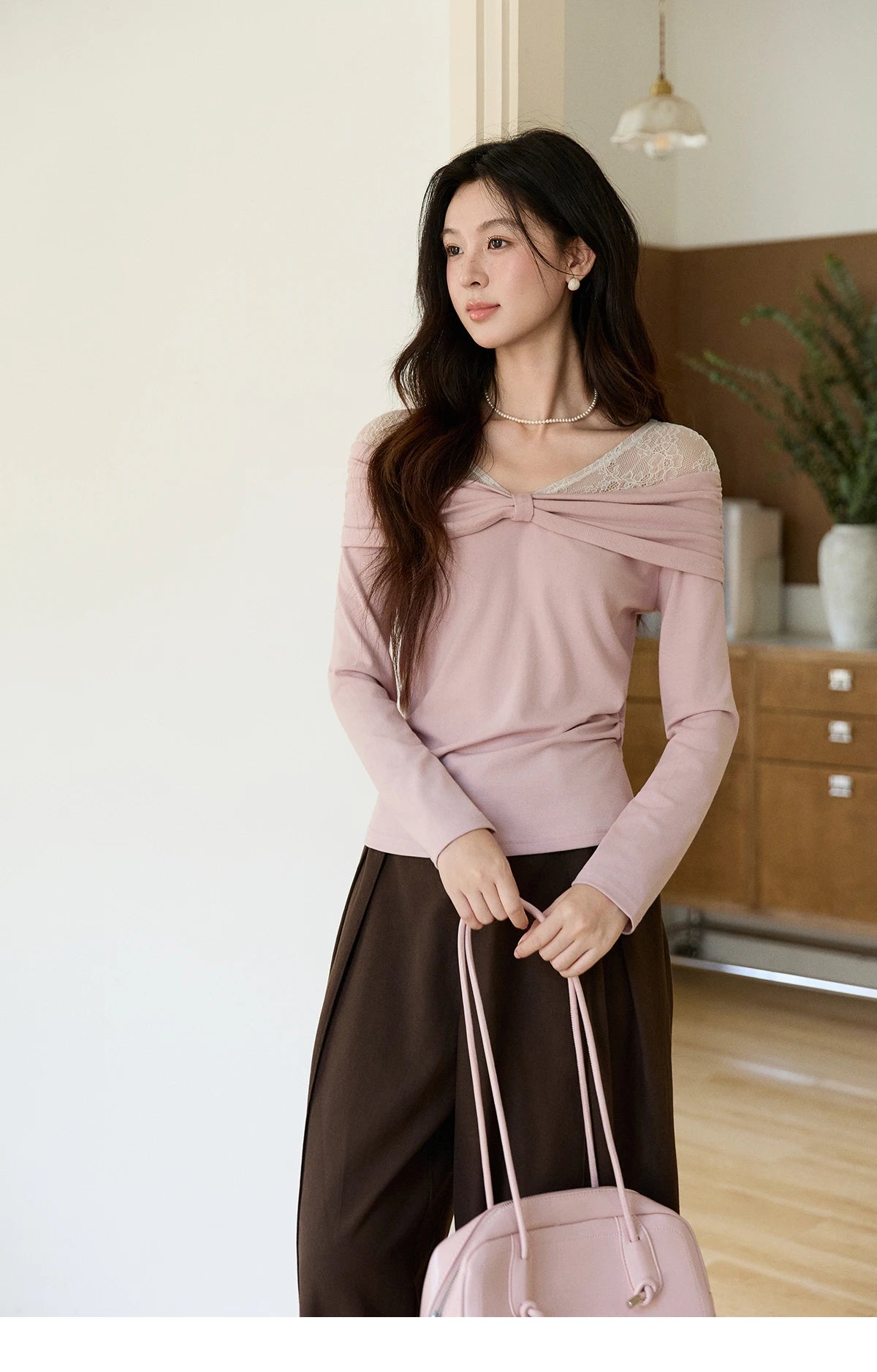 Mishow Lace Patchwork One Shoulder Tee MXF108Z1026