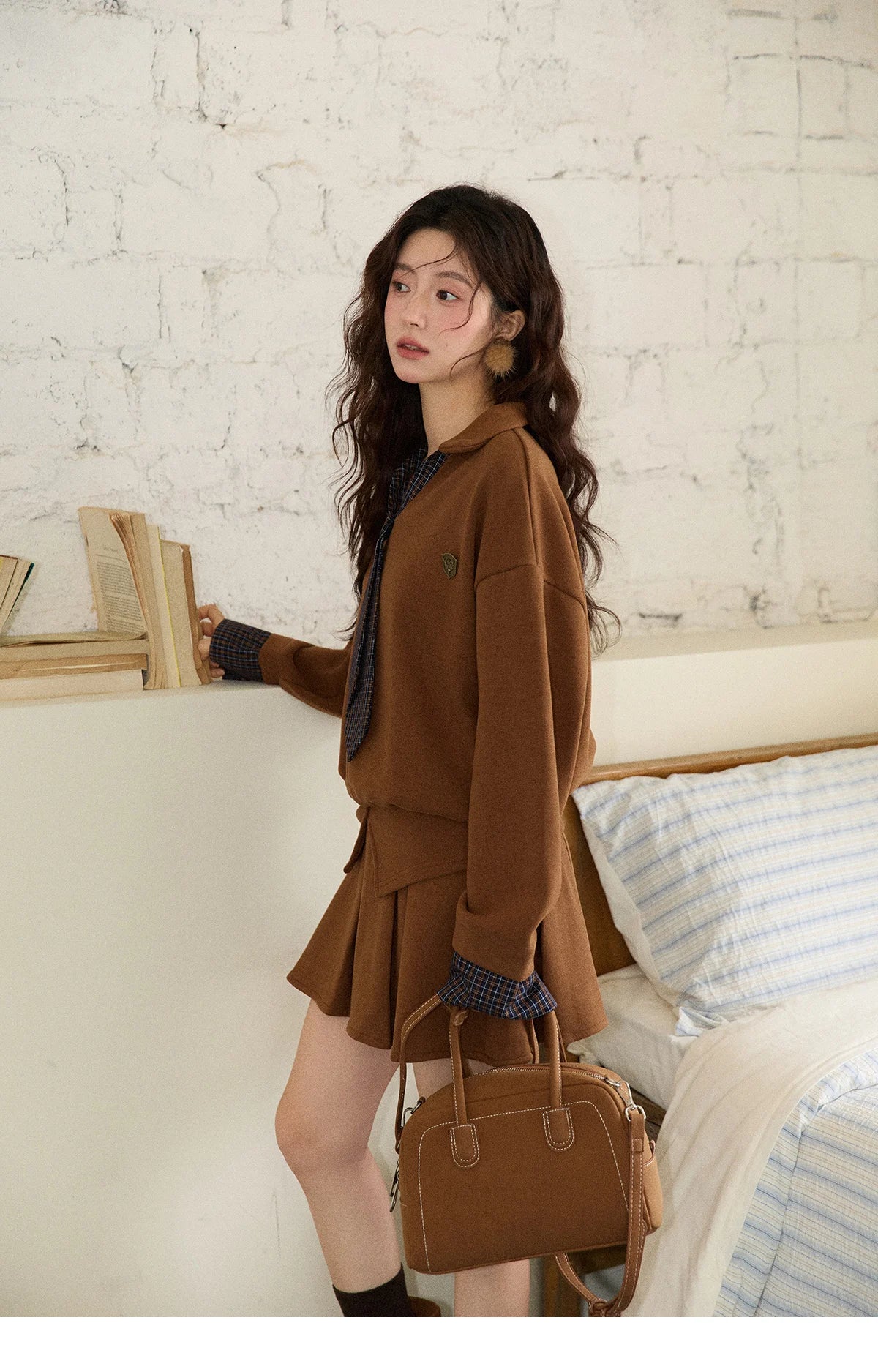 Mishow College Style Fake 2-Piece Sweatshirt & Pleated Skirt Set MXE86T1447