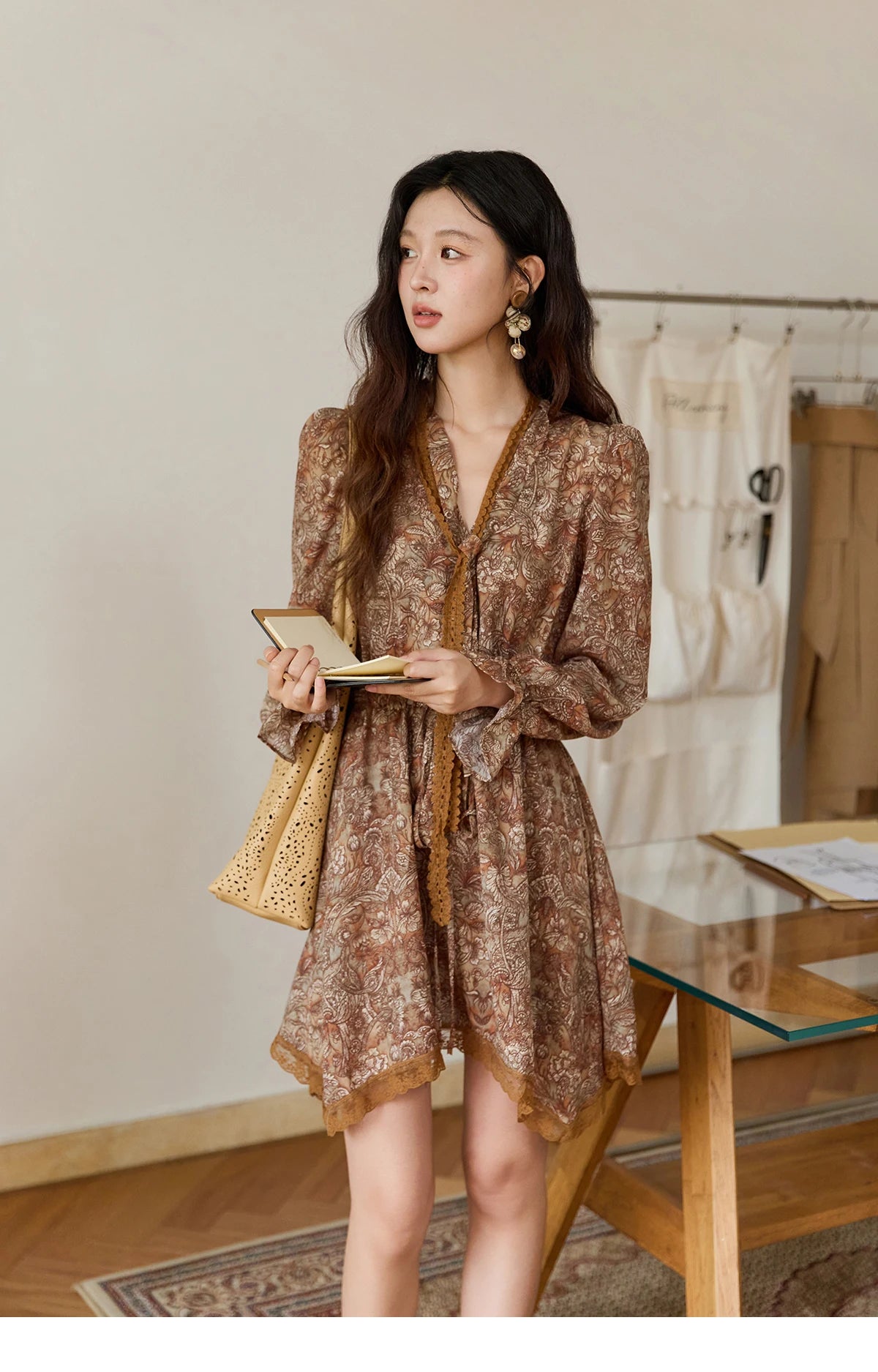 MISHOW French Vintage Printed Long-Sleeve Dress MXE46L2518