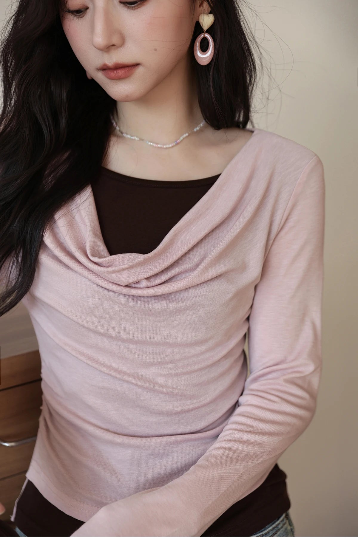 Mishow Multi Colored Fake Two-Piece Swinging Collar Sweater MXE42Z1341