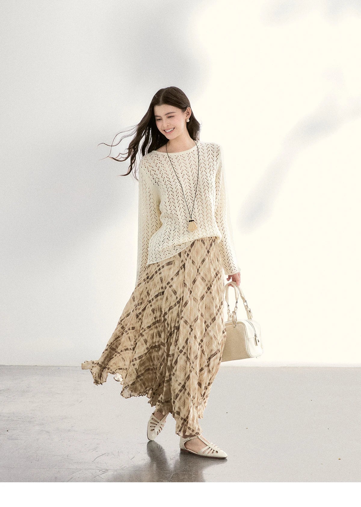 Mishow Beige Hollow Crew Neck Sweater MXF13Z3017