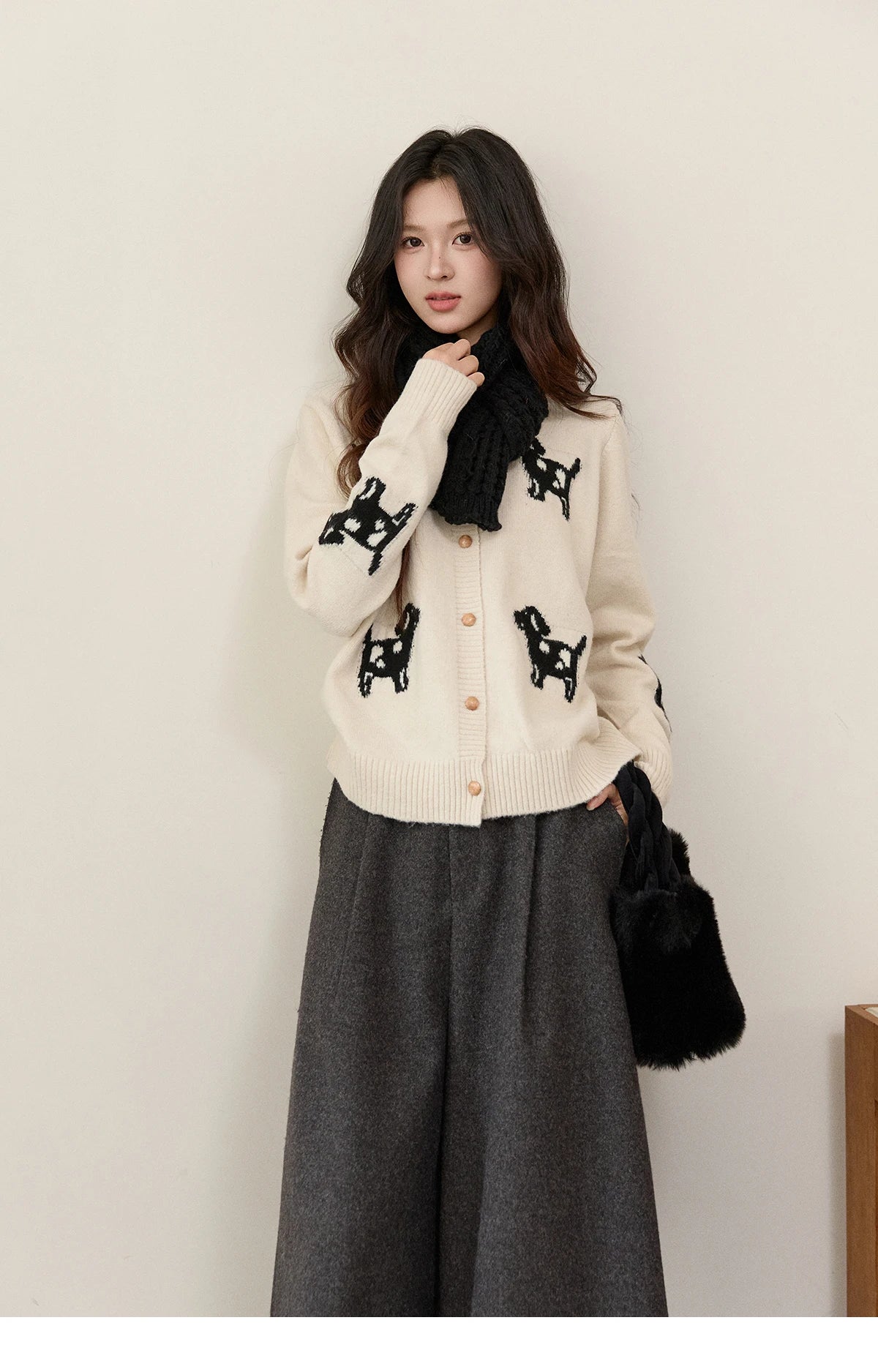 Mishow Puppy Jacquard Crew Neck Cardigan MXE93Z2950