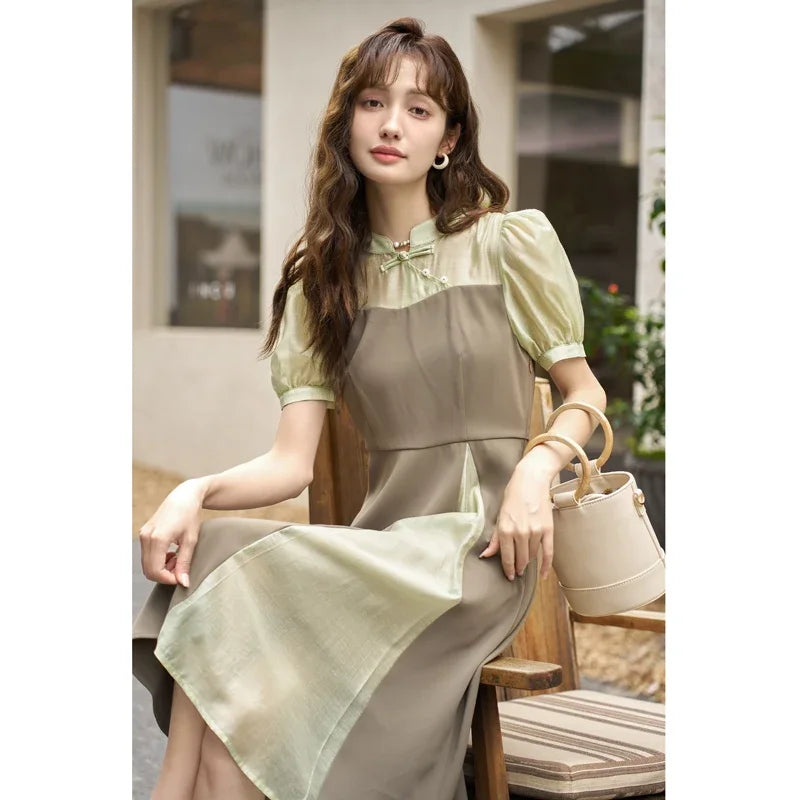 Mishow Chinese Style Puff Sleeve Fake Two-Piece Dress MXC35L1354