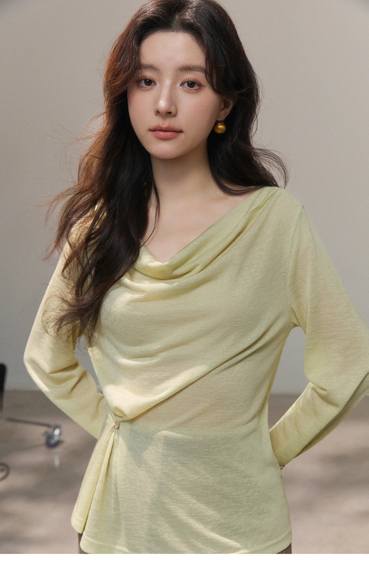 Mishow Multi Colored Swinging Collar Flare Sleeve Top MXF13T1473