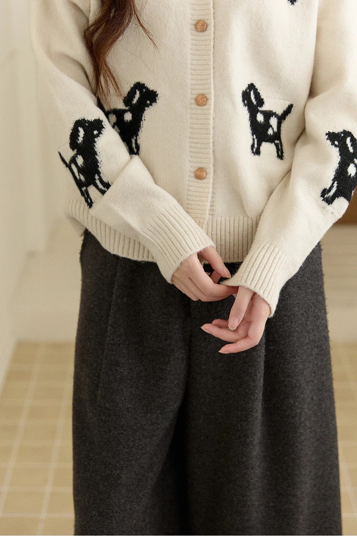Mishow Puppy Jacquard Crew Neck Cardigan MXE93Z2950