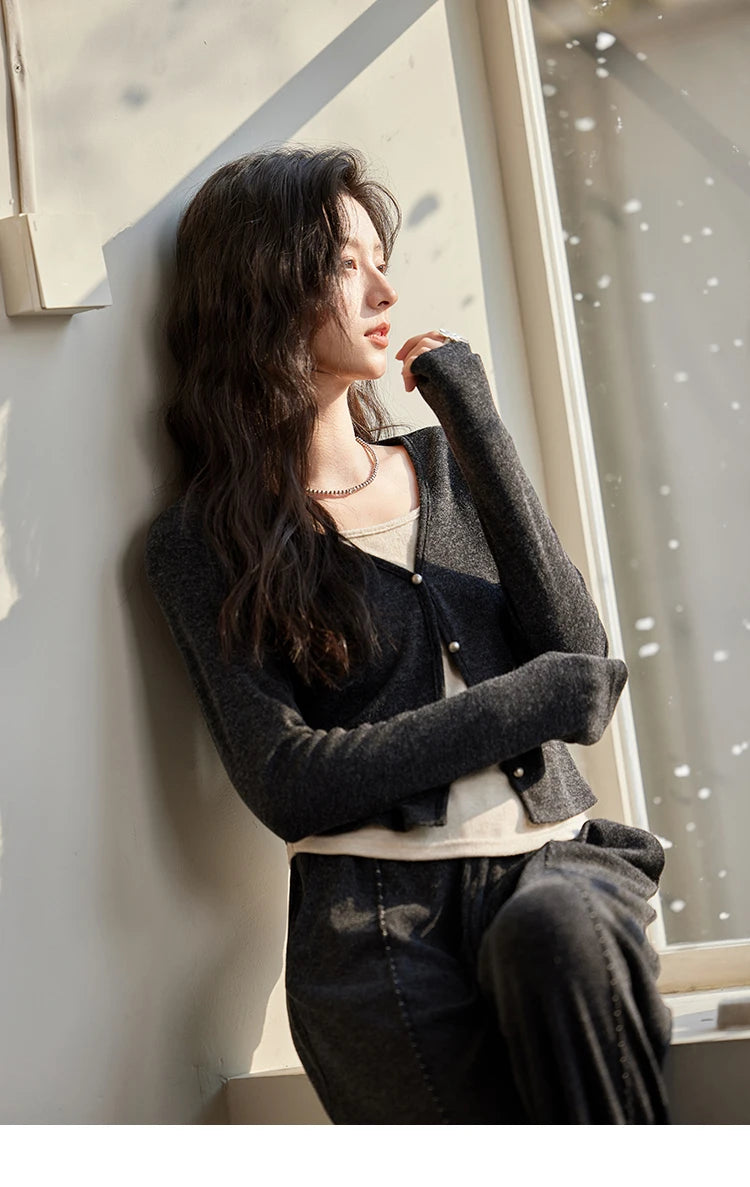 Mishow False Two-Piece Splicing Knit Top & Wide Leg Pants Set MXD35Z0877