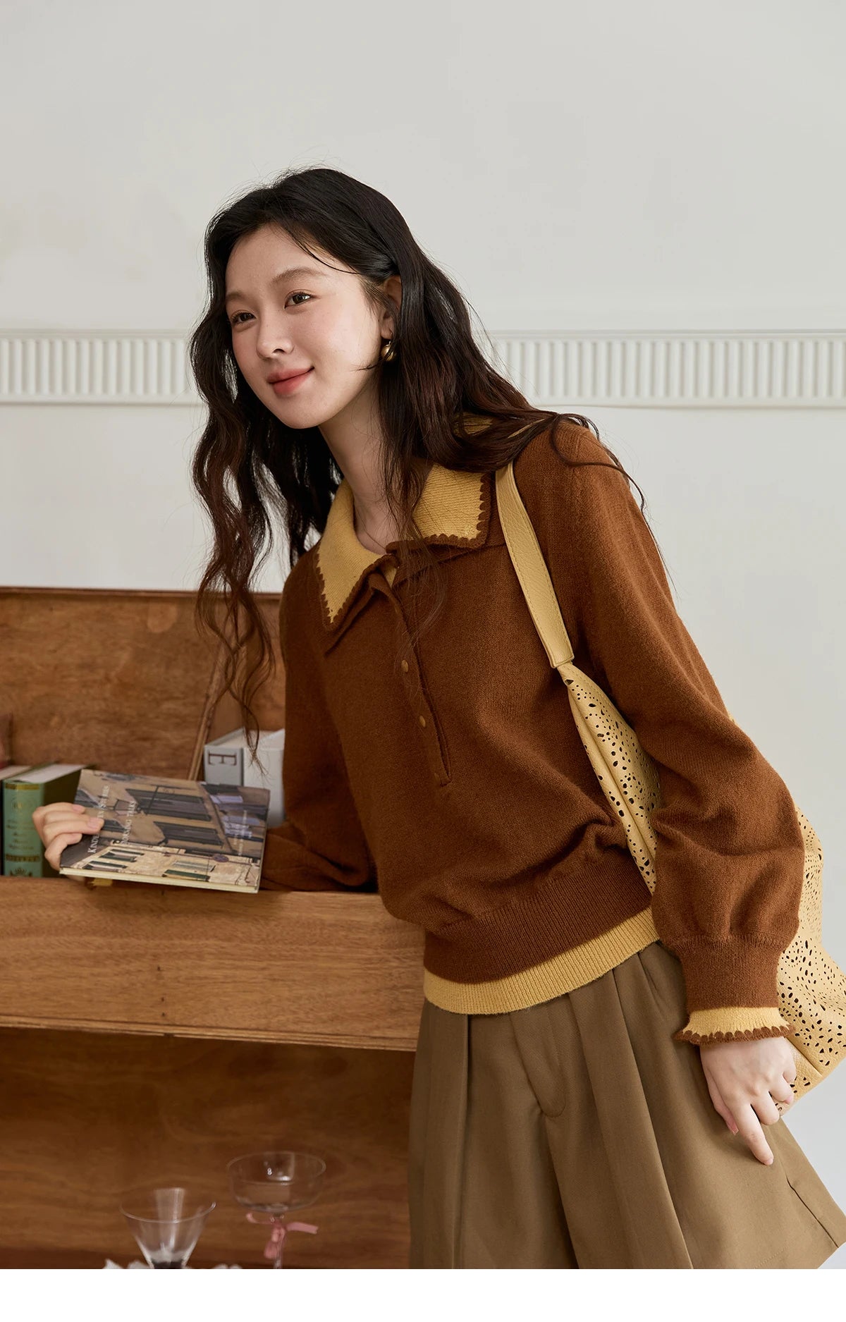 Mishow Double-Layer Turn-Down Collar Loose Sweater MXE45Z2502