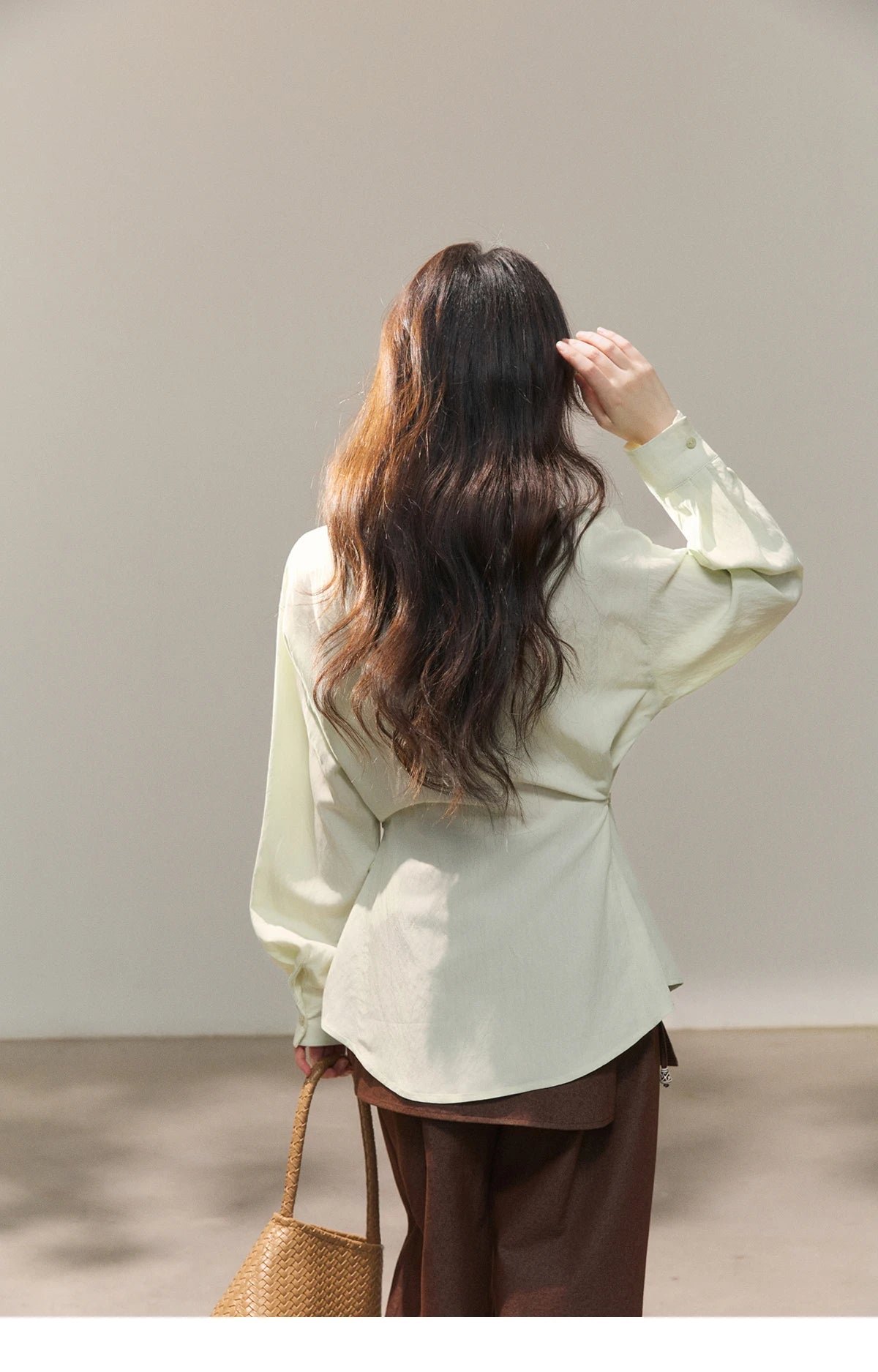 MISHOW Contrast Trim Lapel Shirt Floral Embroidery Pocket MXF13C2440