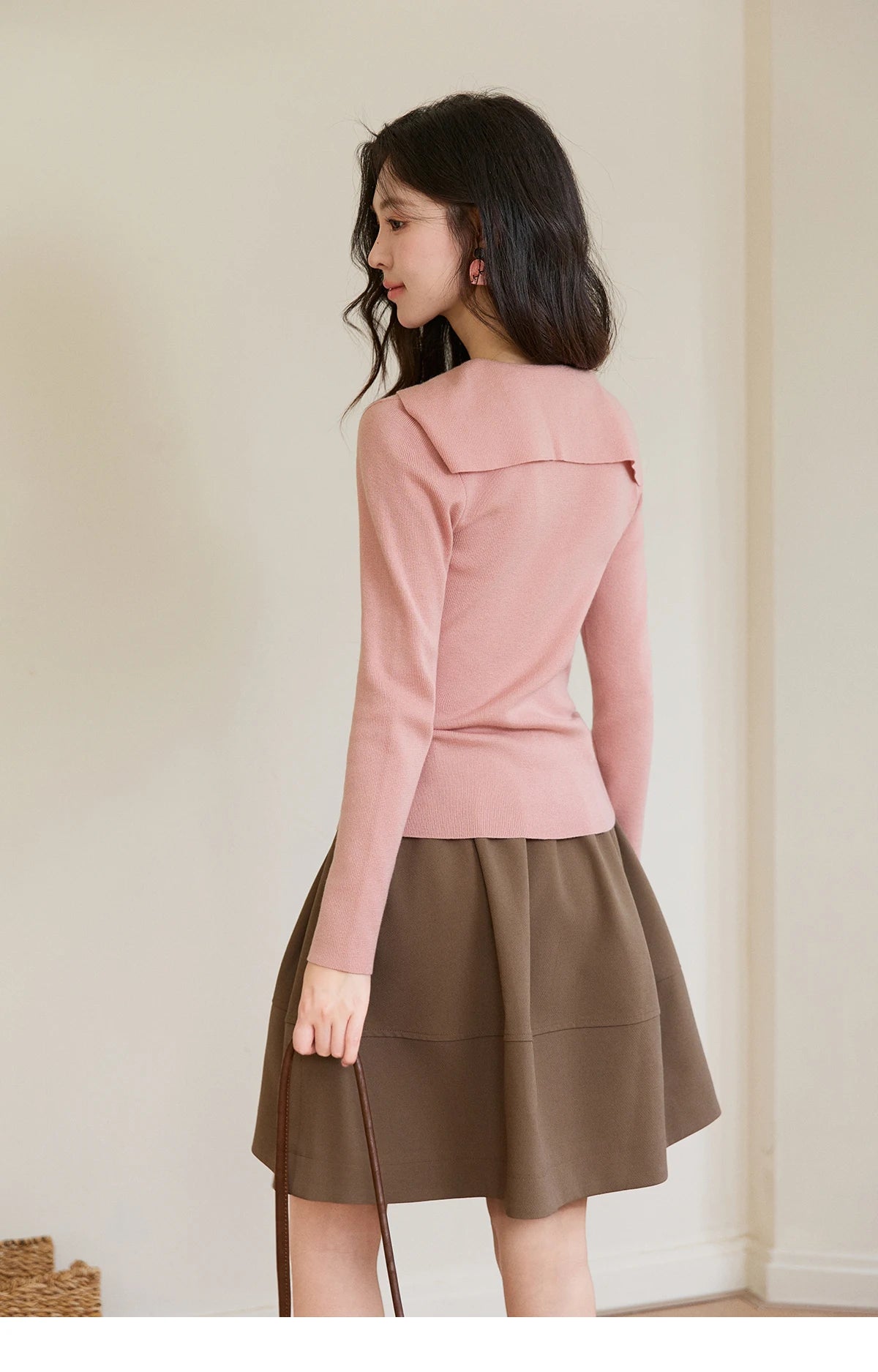 Mishow Pink Polo Neck Detachable Scarf Sweater MXF108Z1032