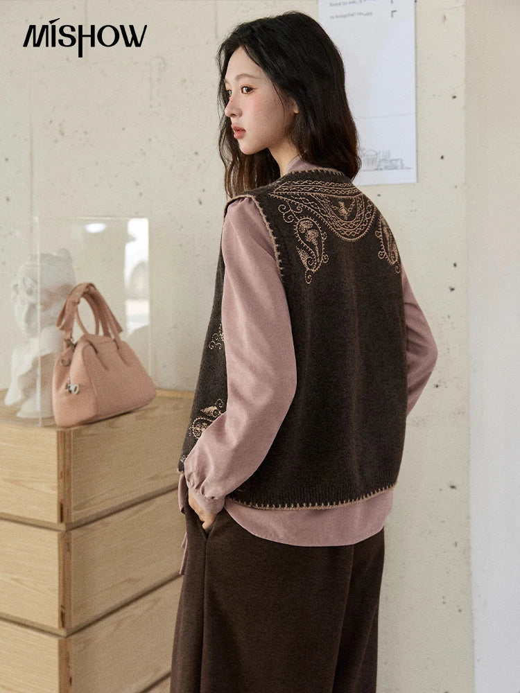 Mishow Patterned Embroidered Crew Neck Vest MXE86Z2745