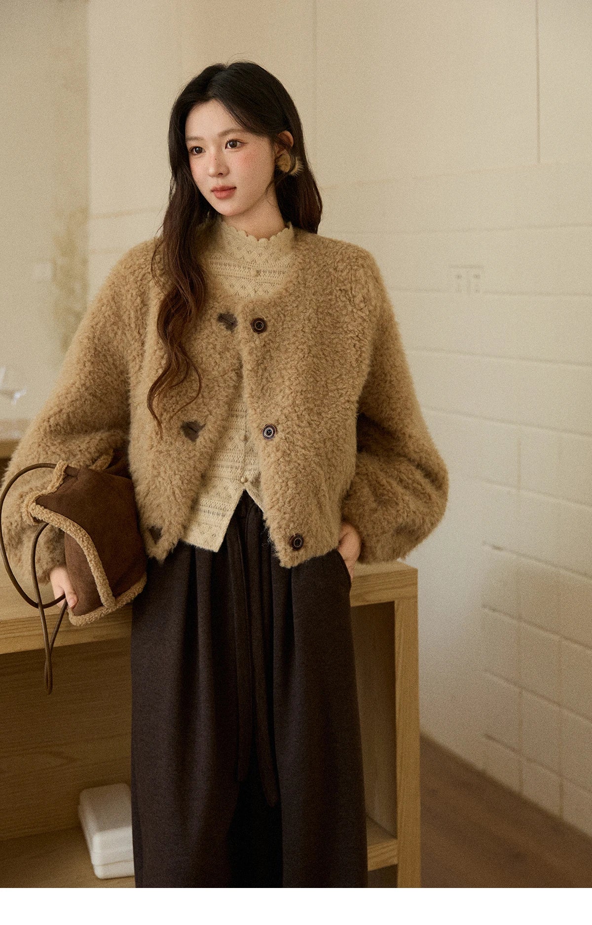 Mishow Retro Lamb Wool Crew Neck Jacket MXE90W0995