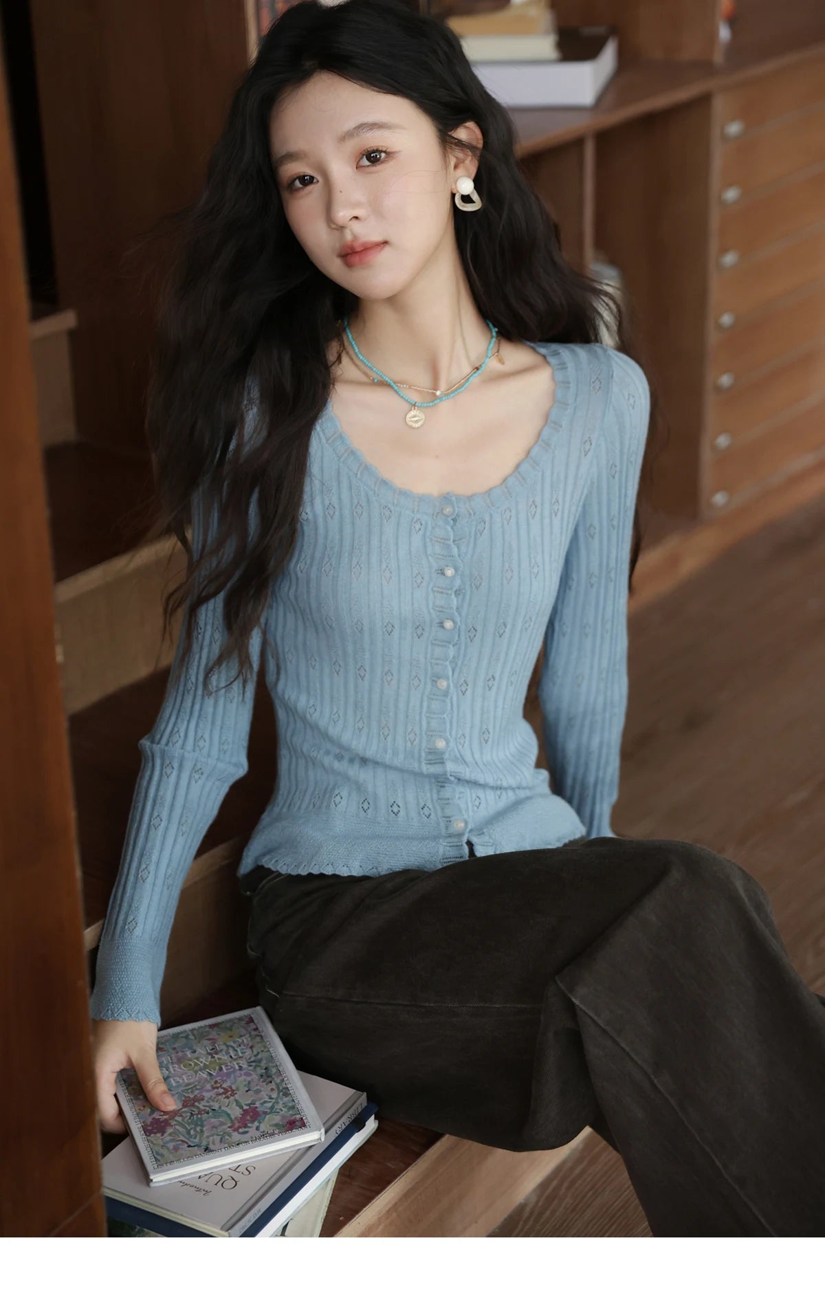 Mishow Pit Stripe French Retro Round Neck Cardigan MXE42Z1374