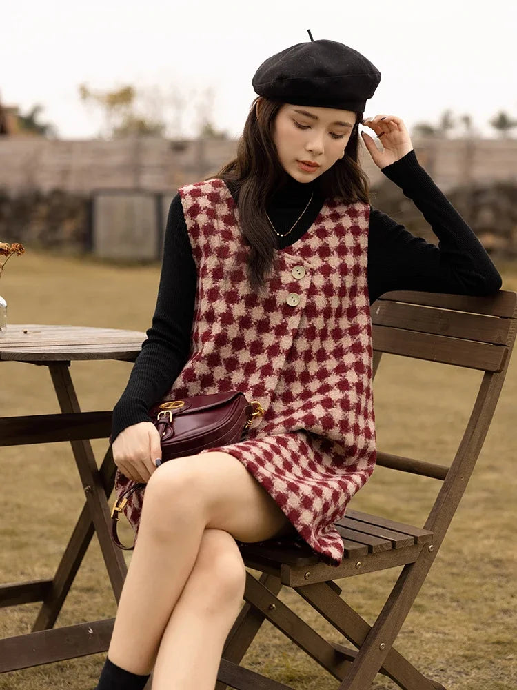 Mishow Plaid V-Neck Sleeveless Woolen Vest Dress MXB47L1332
