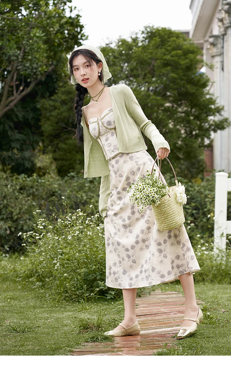Mishow Floral Camisole Top & Elastic Waist Skirt Set MXD14D0026