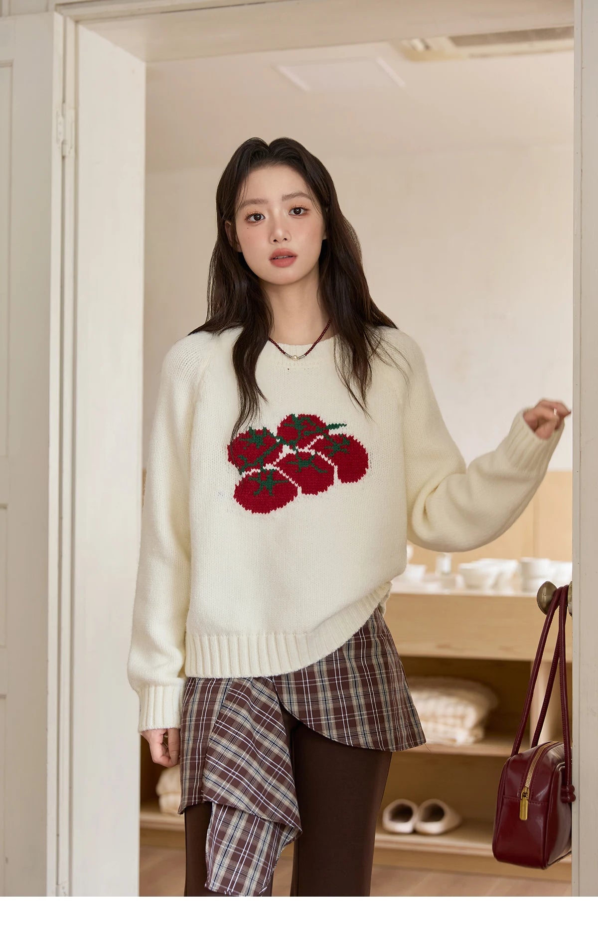 Mishow Off-White Tomato Jacquard Loose Pullover MXE51Z2692