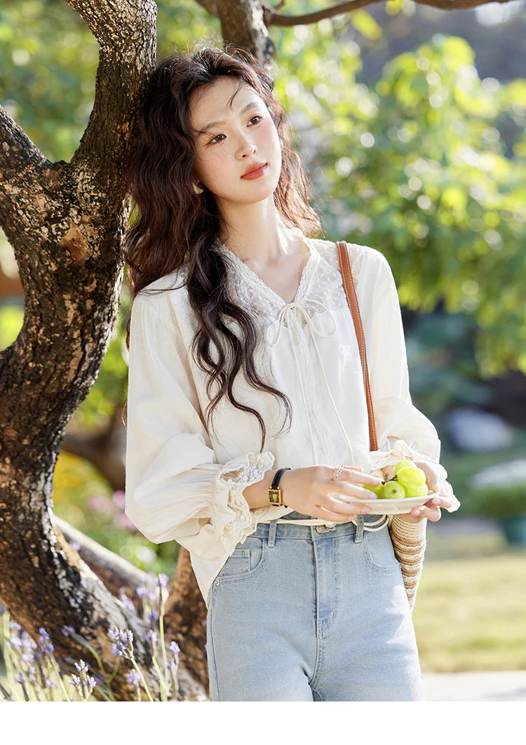 MISHOW Lace Patchwork Shirt V-Neck Fungus Edge Petal Sleeve MXE13X1713