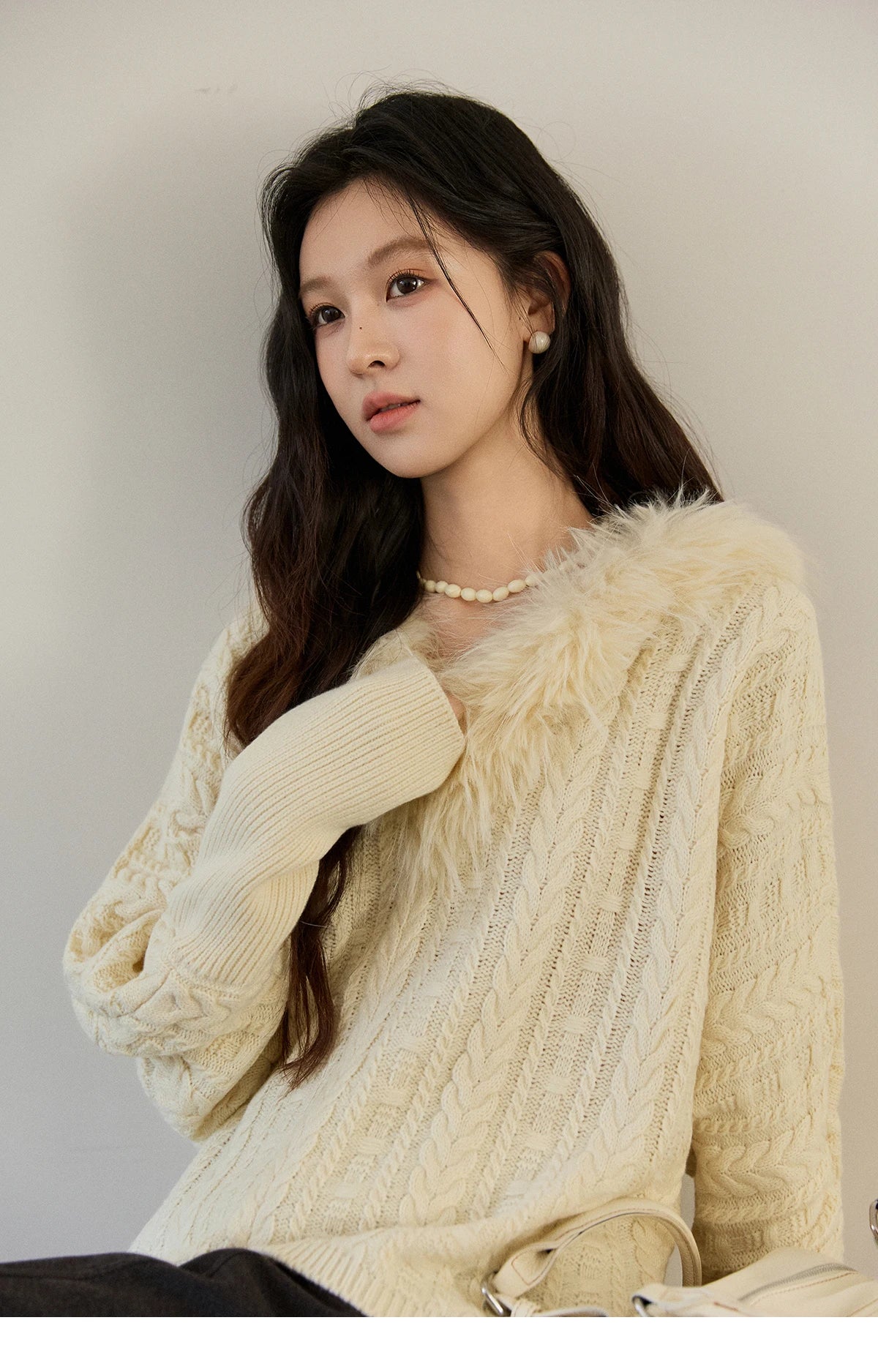 Mishow Faux Fur Collar Batwing Cable Knit Pullover MXE94Z2985