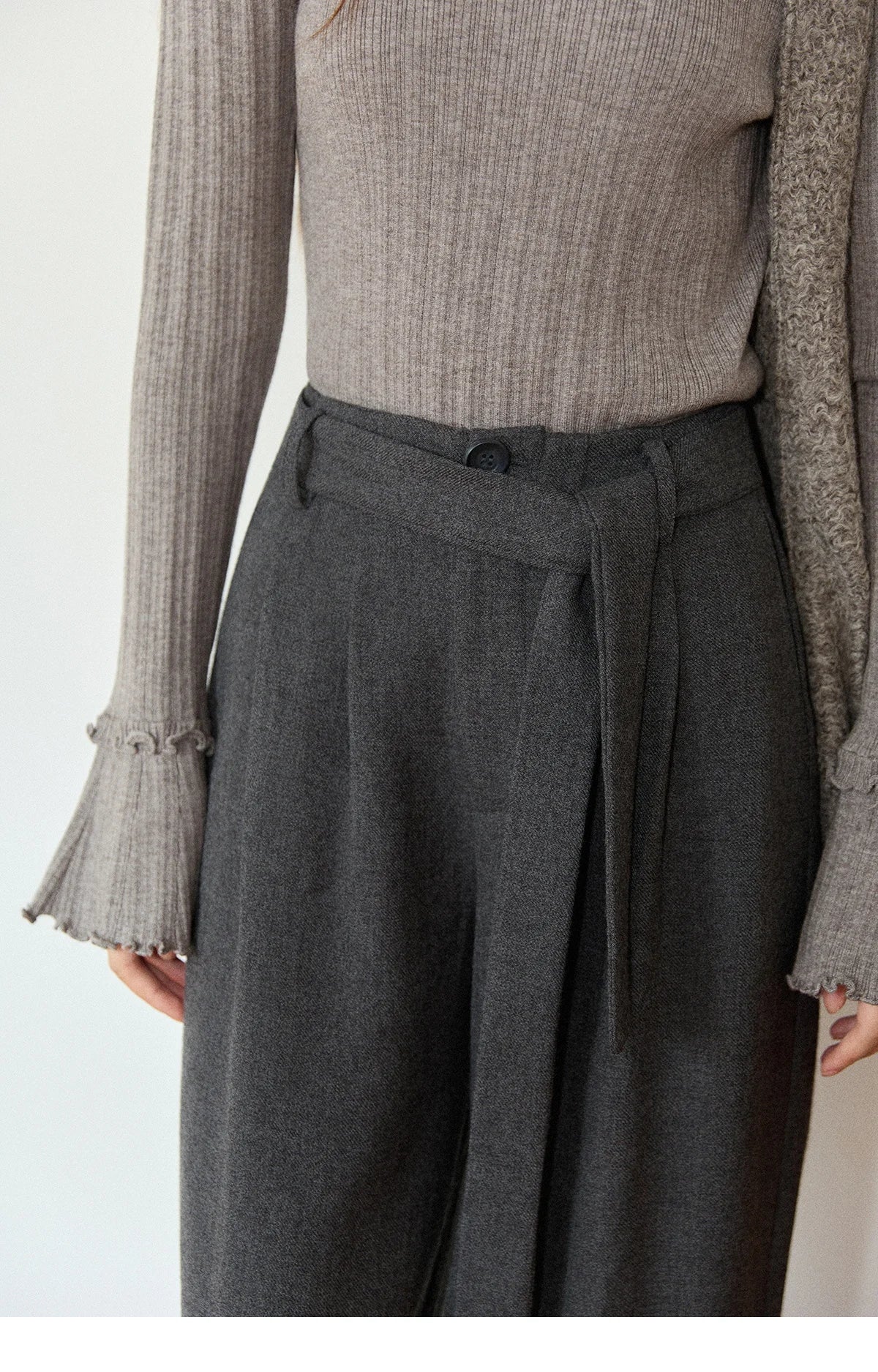 MISHOW Retro Gray Wide-Leg Pants Elastic Waist Warm MXE89K1099