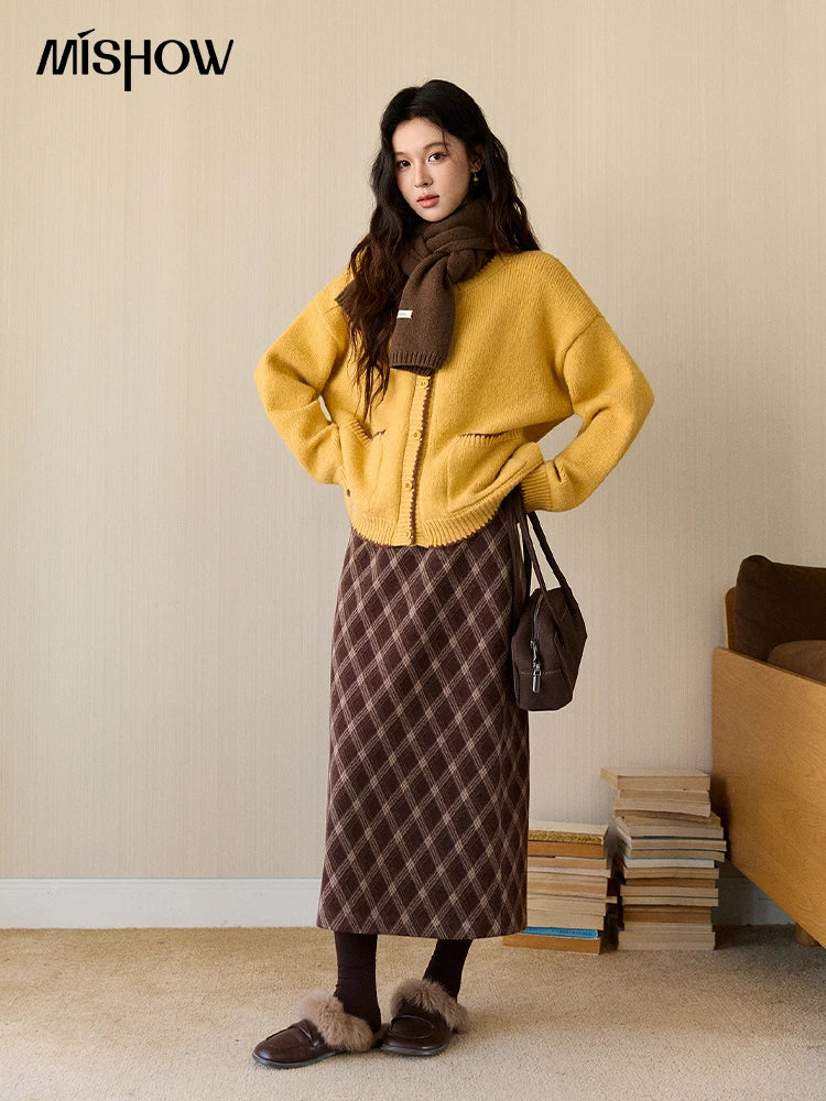 Mishow Yellow Color Collision Edge Pocket Cardigan MXE94Z2973