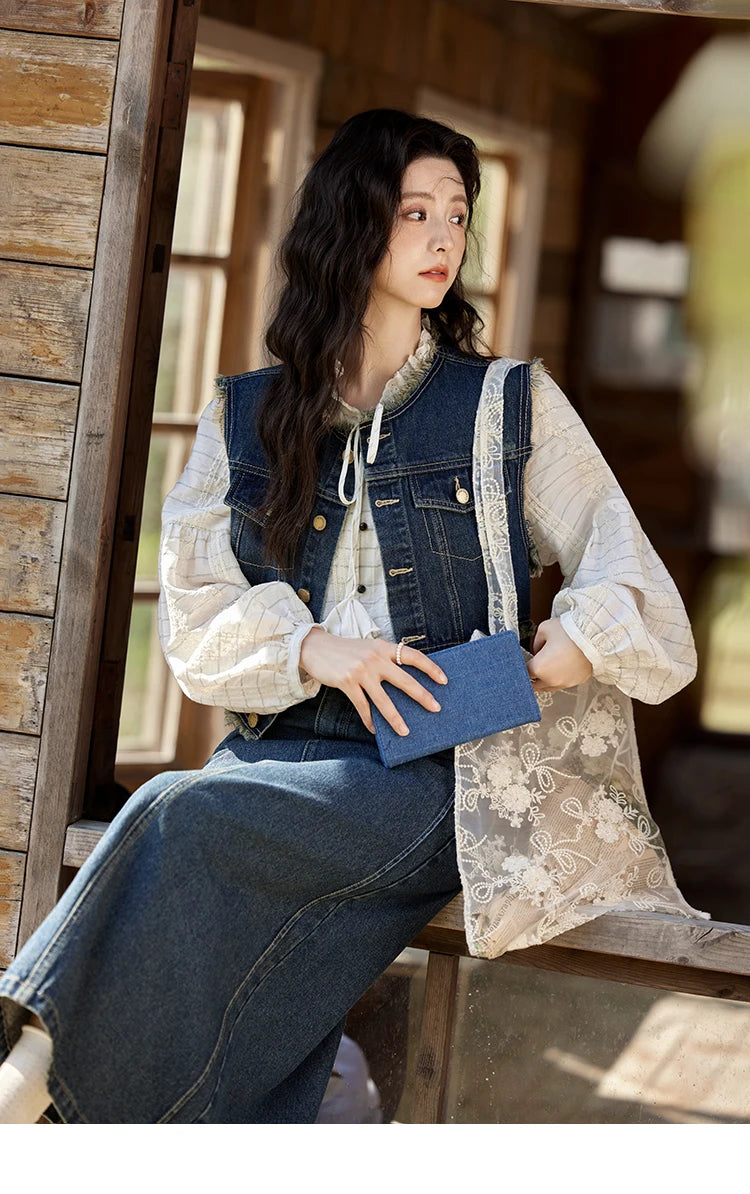 Mishow Raw Edge Round Neck Denim Vest MXE12W0710