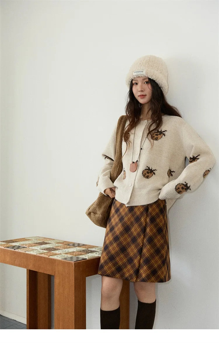Mishow Funny Pineapple Jacquard Round Neck Cardigan MXE87Z2752