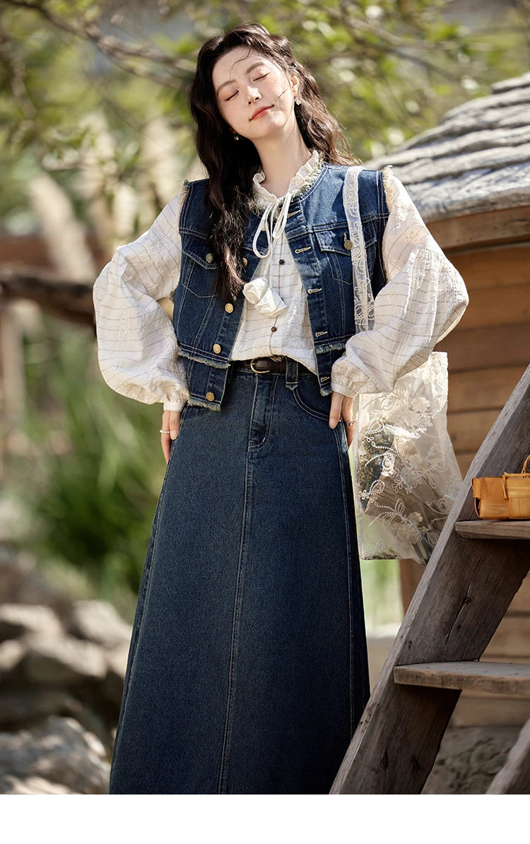 Mishow Raw Edge Round Neck Denim Vest MXE12W0710