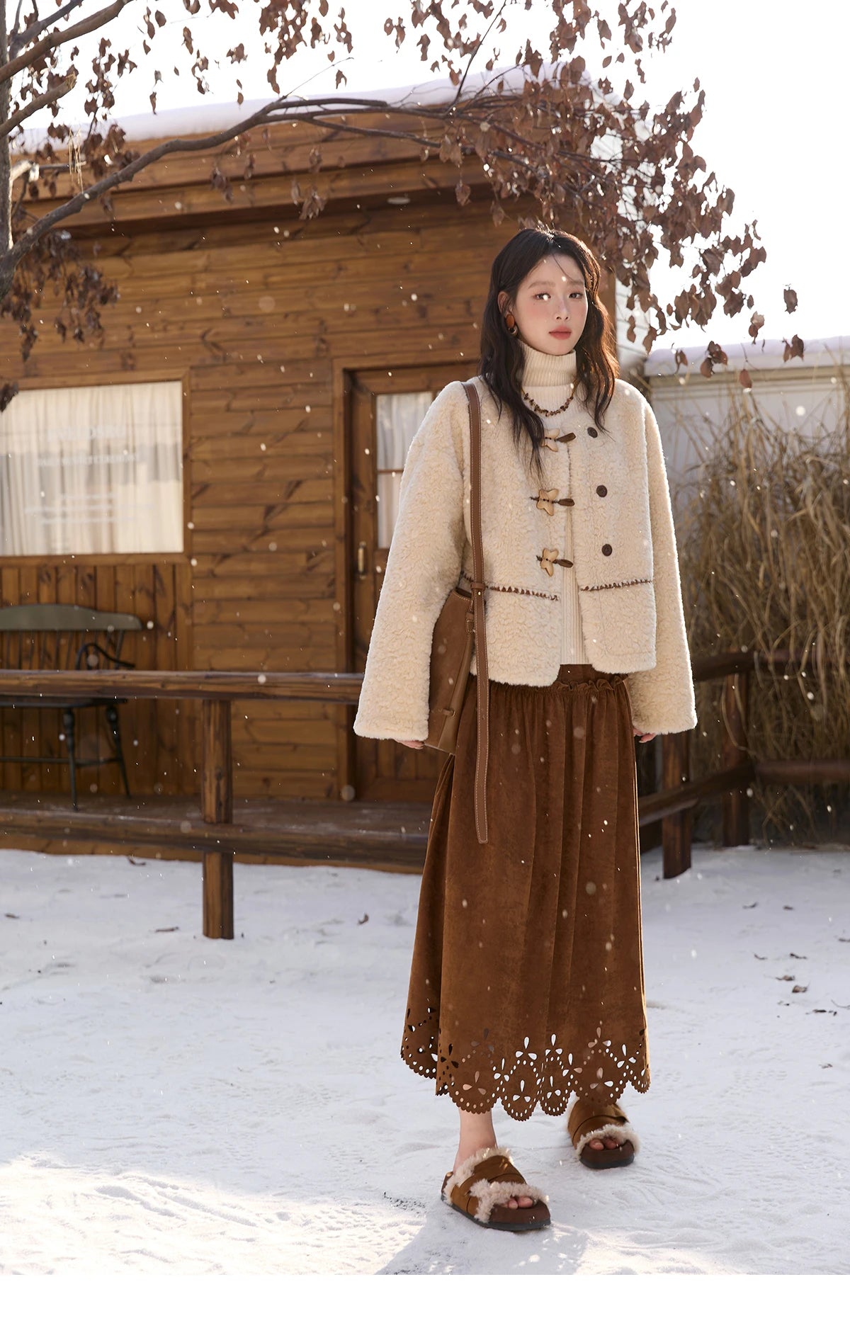 Mishow Retro Apricot Imitation Lambswool Jacket MXE51W0874