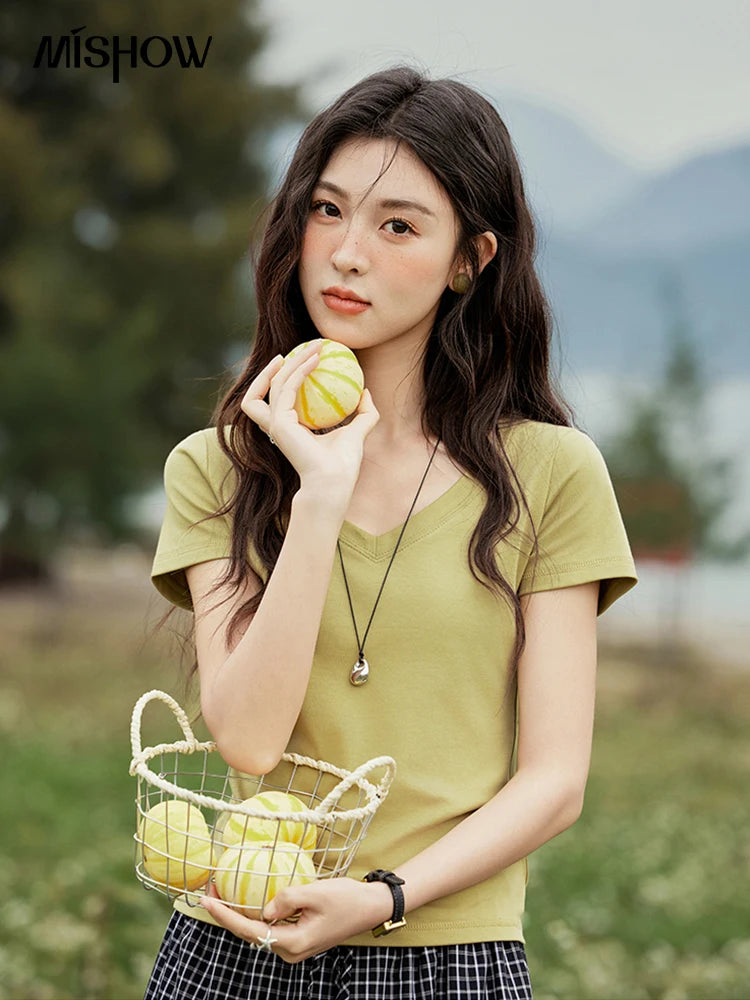 Mishow Solid V-Neck Slim Cotton Tee MXE33T0519