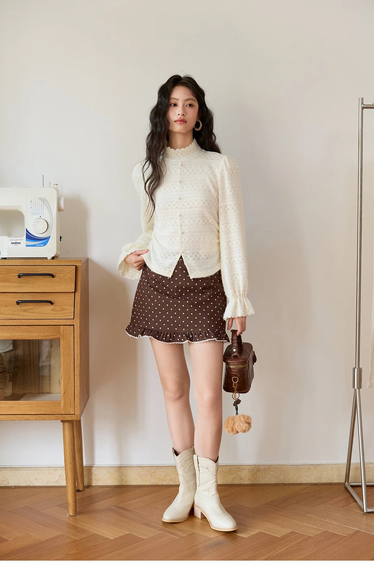Mishow Elegant Half-High Collar Lace Shirt MXE48X2501