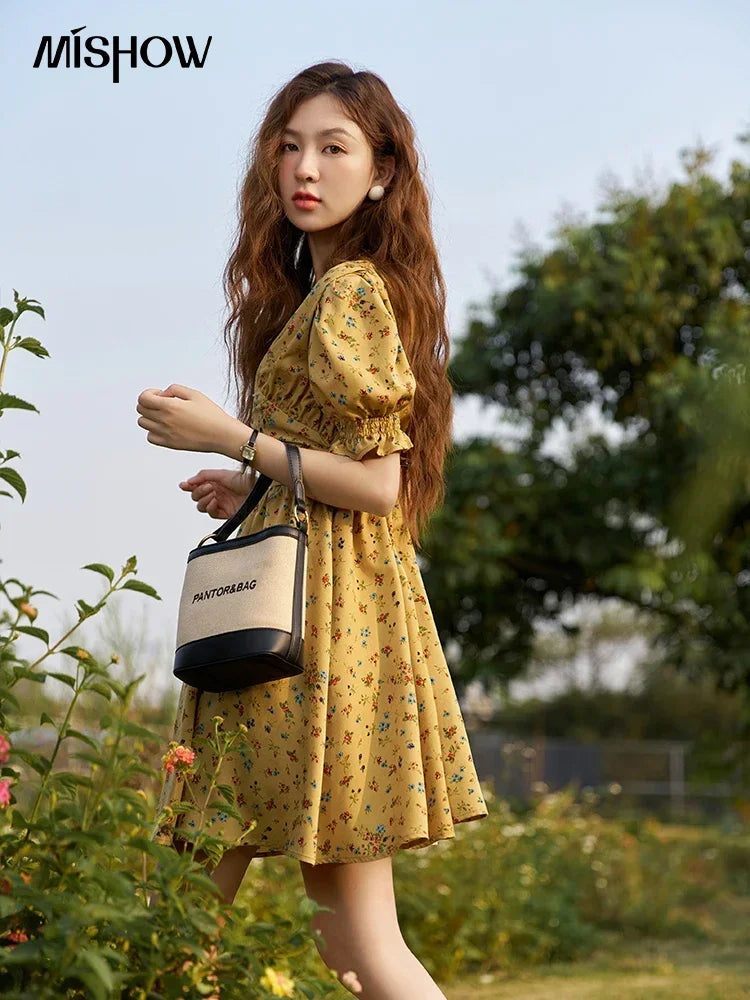 Mishow Retro Puff Sleeve V-Neck Shirring Dress MXC33L1374