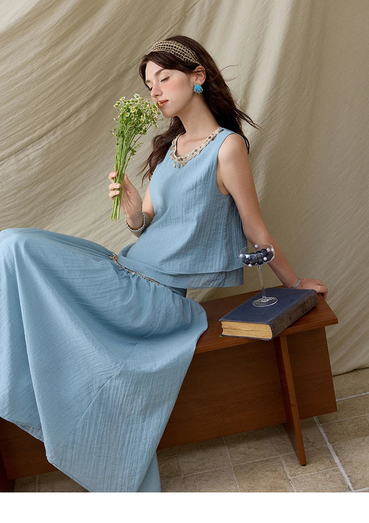 Mishow Sheel Ribbon Round Neck Top & High Waist Skirt Set MXE32T0556