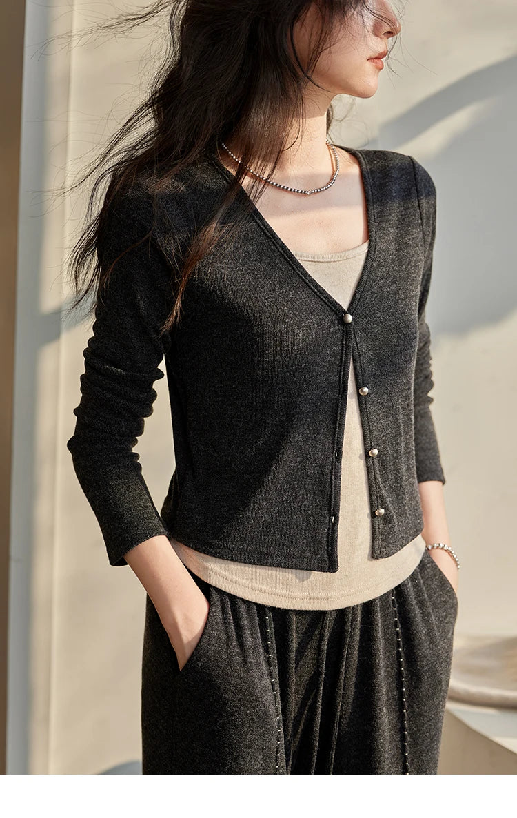 Mishow False Two-Piece Splicing Knit Top & Wide Leg Pants Set MXD35Z0877