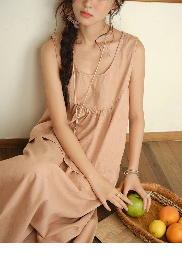 Mishow U-Neck Sleeveless Top & A-Line Skirt Set MXE35T0606