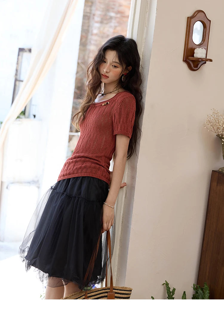 Mishow Retro Red Hollow Bead Knit Tee MXE35Z1271