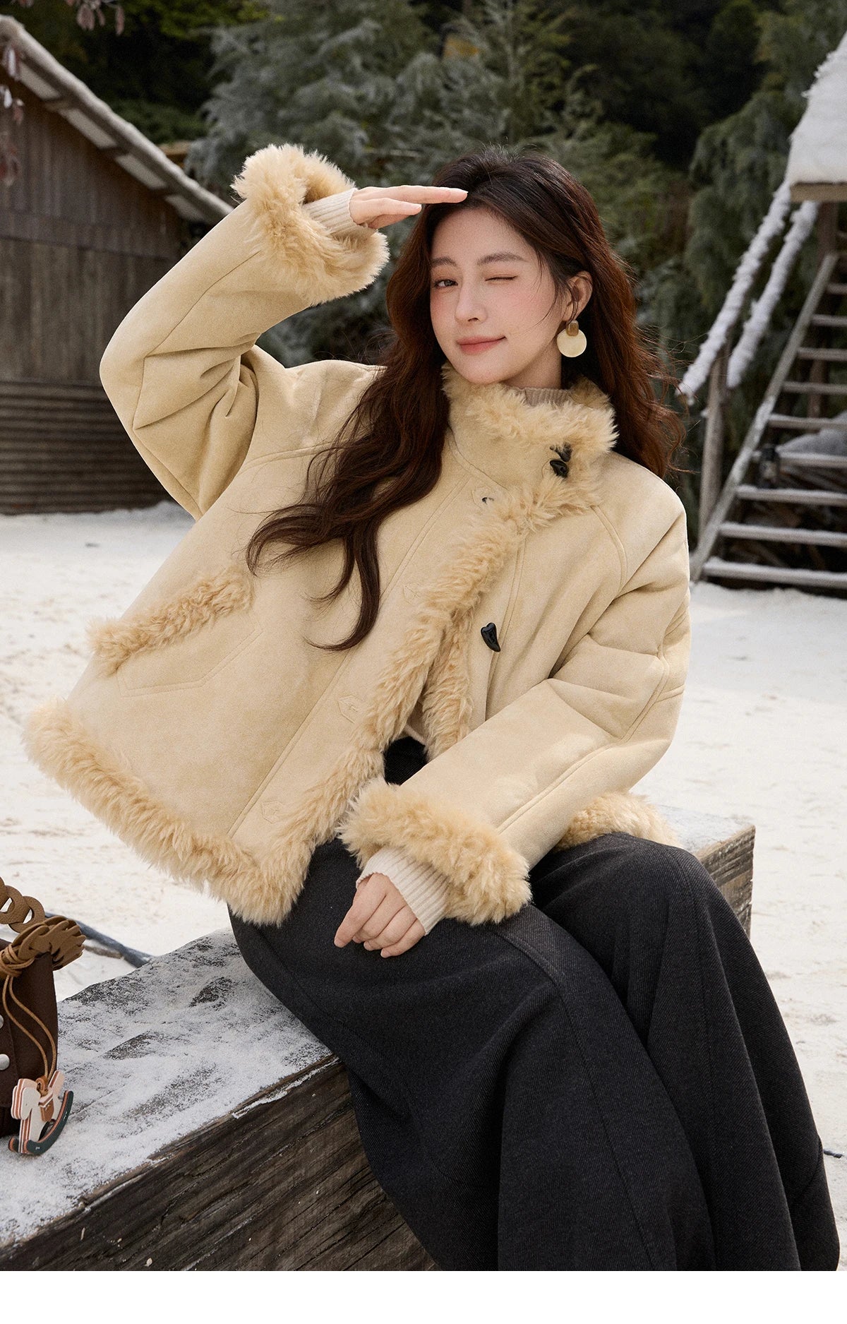 Mishow Yellow Stand-Up Collar Shearling Coat MXE92W1017