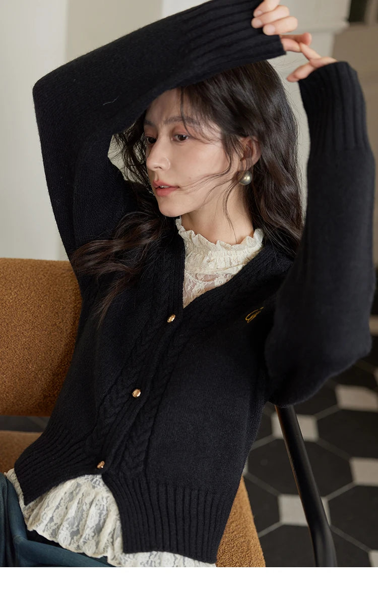 Mishow Elegant V-Neck Vintage Short Cardigan MXD48Z0848
