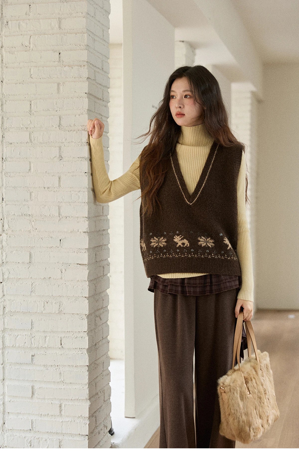 Mishow Retro Brown Jacquard V-Neck Sweater Vest MXE86Z2659