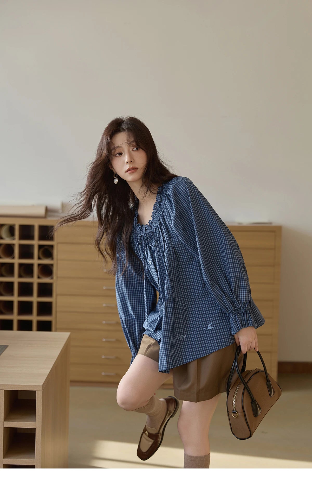 MISHOW Blue Plaid Embroidered Shirt Black Fungus Edge Collar MXE44X2467
