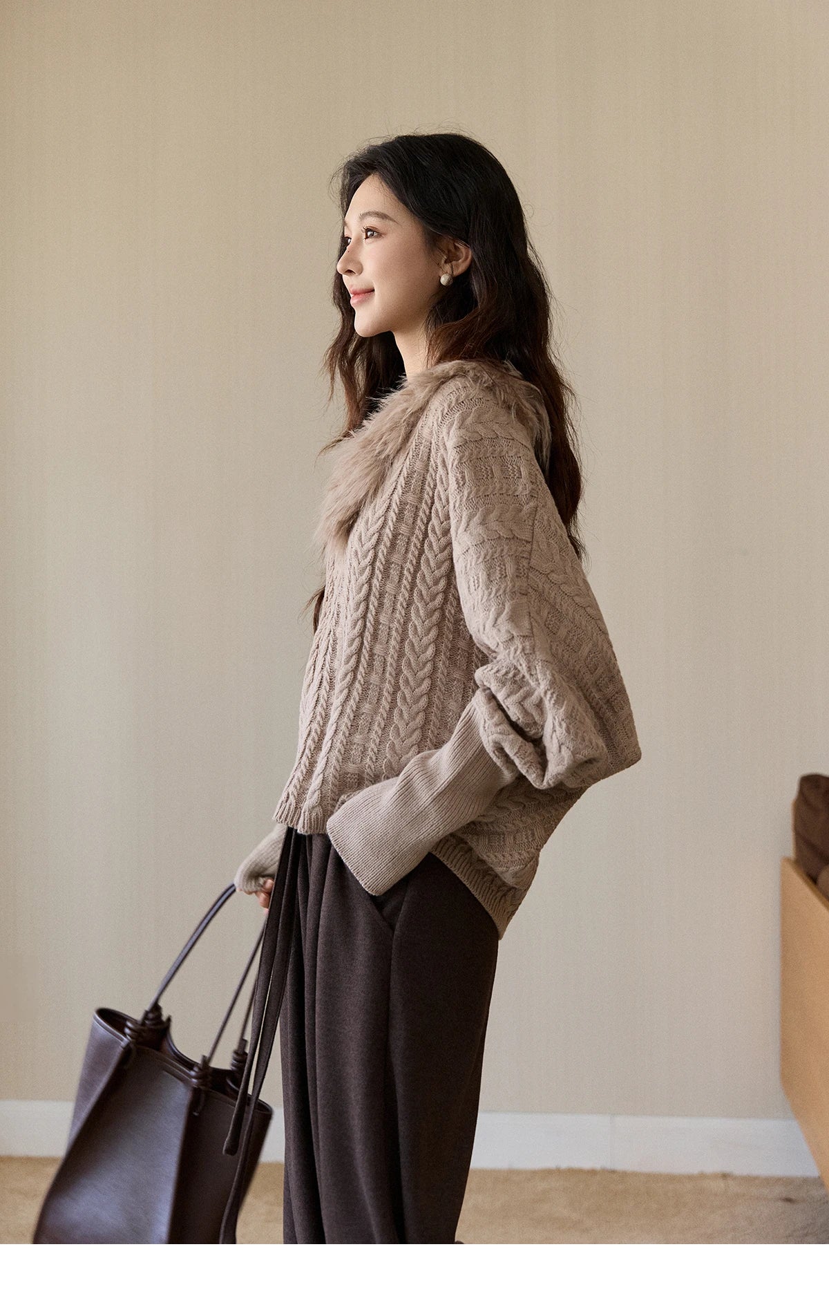 Mishow Faux Fur Collar Batwing Cable Knit Pullover MXE94Z2985